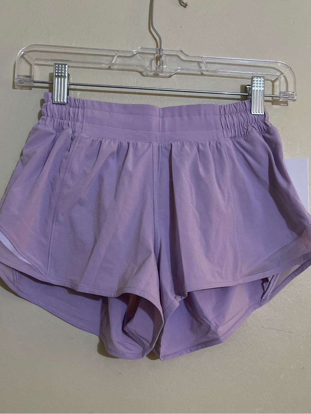 Lululemon Hotty Hot 2.5” Lined